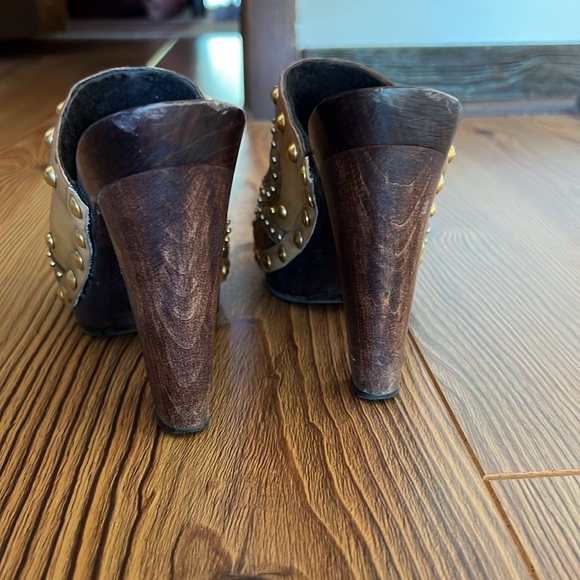 Brown and Gold Miu Miu Heeled Clogs - Picture 5 of 11